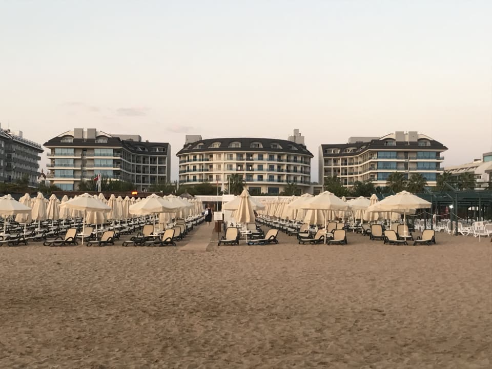 Außenansicht Commodore Elite Suites & Spa - Adults only