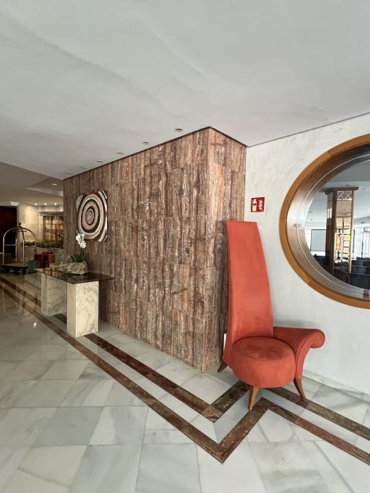 Lobby Hotel Serrano Palace