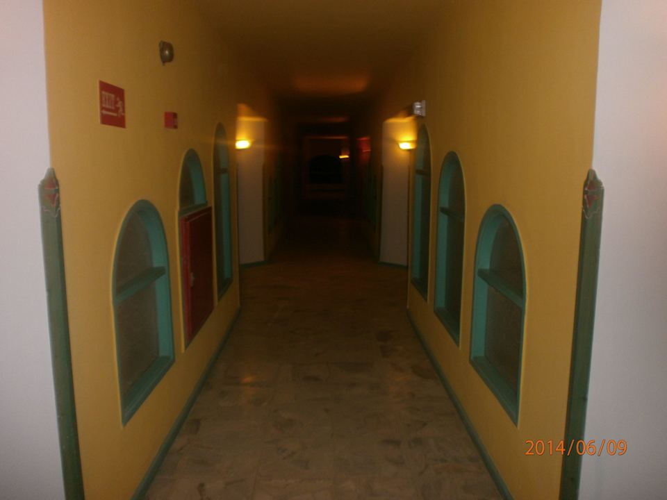 Flur Arabia Azur Resort