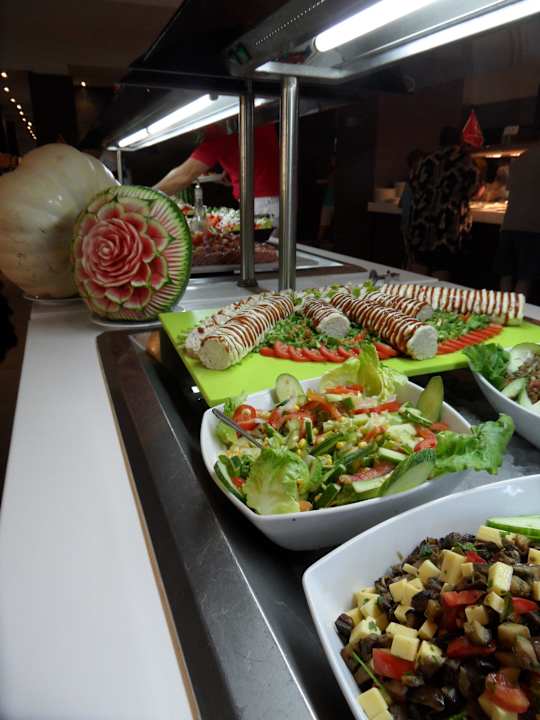 Nur ein kleiner Teil des Salatbüffet Hotel Rosa Beach