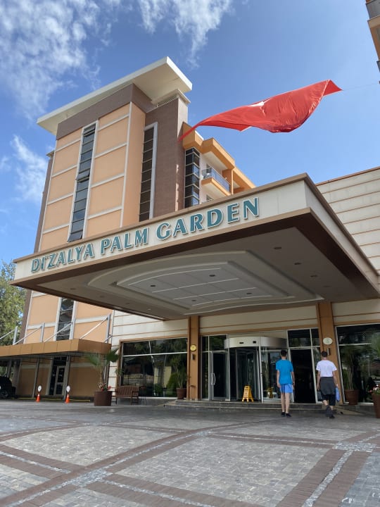 Lobby Dizalya Palm Garden