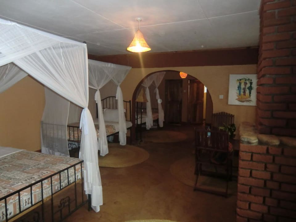 Mehrbettzimmer Octagon Safari Lodge