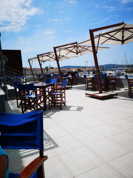 Gastro Hotel IN Biograd
