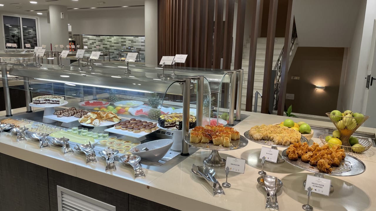 Gastro Alexandra Beach Resort & Spa