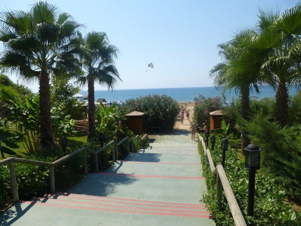 Weg zum Strand Trendy Aspendos Beach Hotel