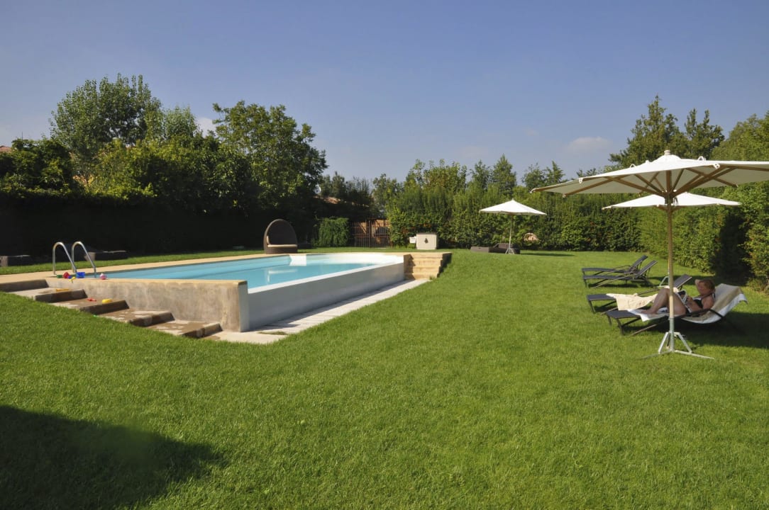 Pool Relais Corte Guastalla Apartments