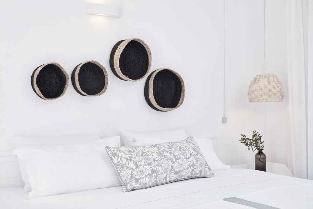 Zimmer Mr. and Mrs. White Paros