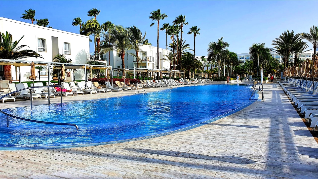 Pool Hotel Riu Palace Meloneras