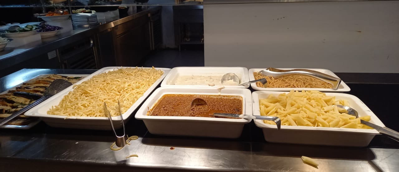 Gastro Hotel Lagomandra Beach