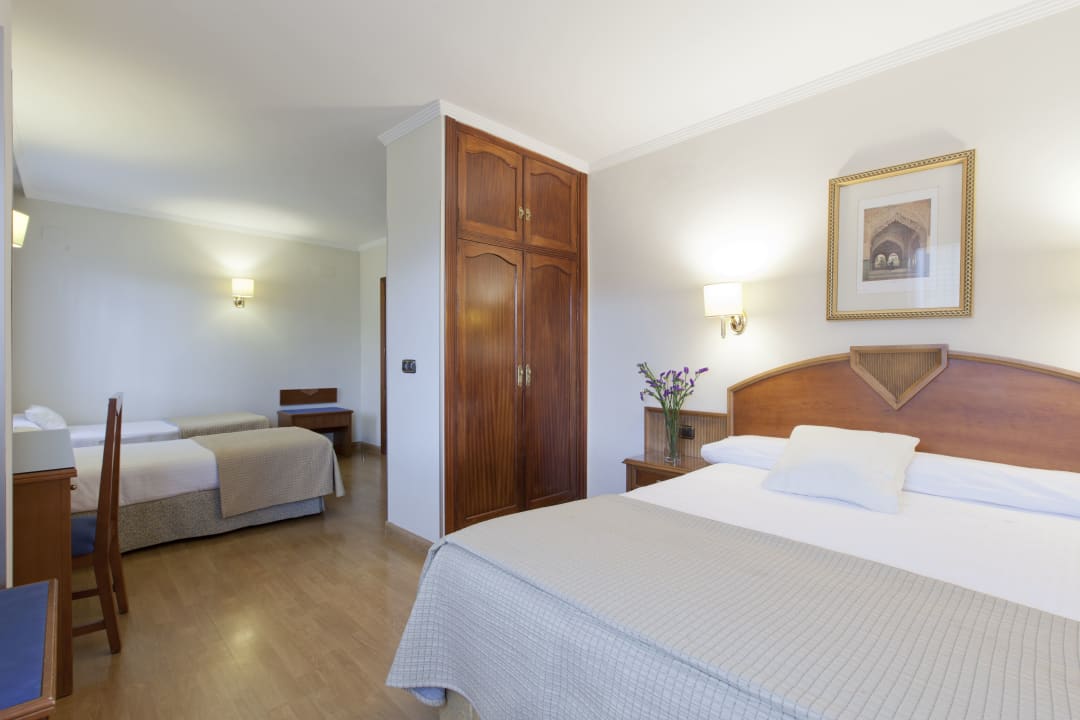 Zimmer Hotel Porcel Alixares