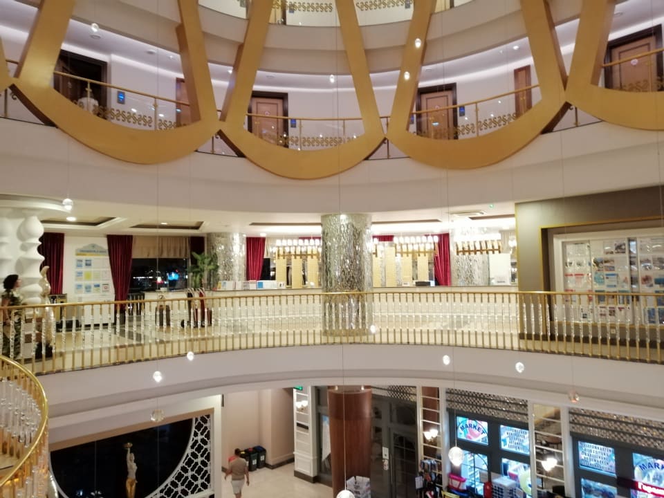 Lobby Dream World Aqua Hotel