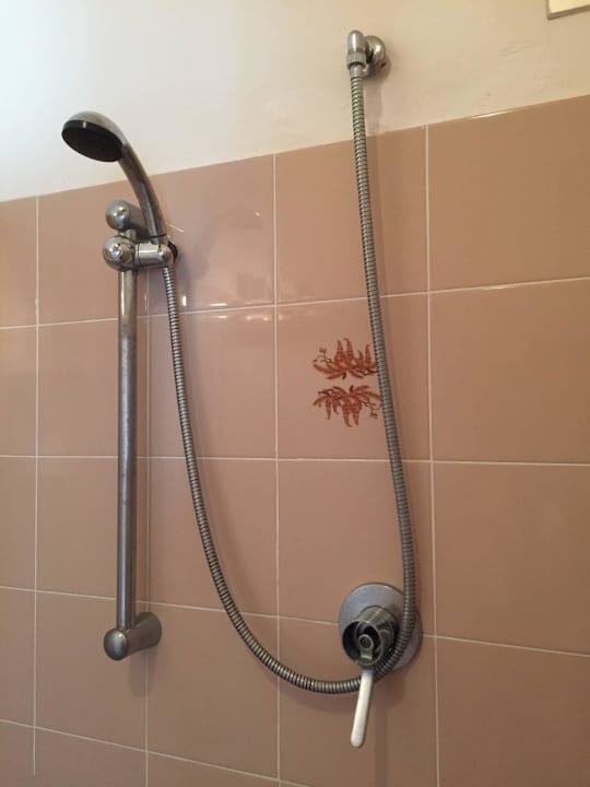 Dusche uralt Hotel Villa Paradiso