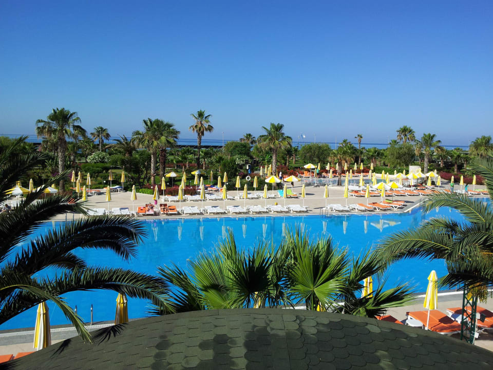 Pool VONRESORT Golden Coast