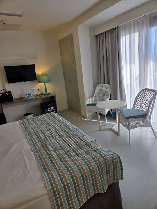 Zimmer allsun Hotel Lux de Mar