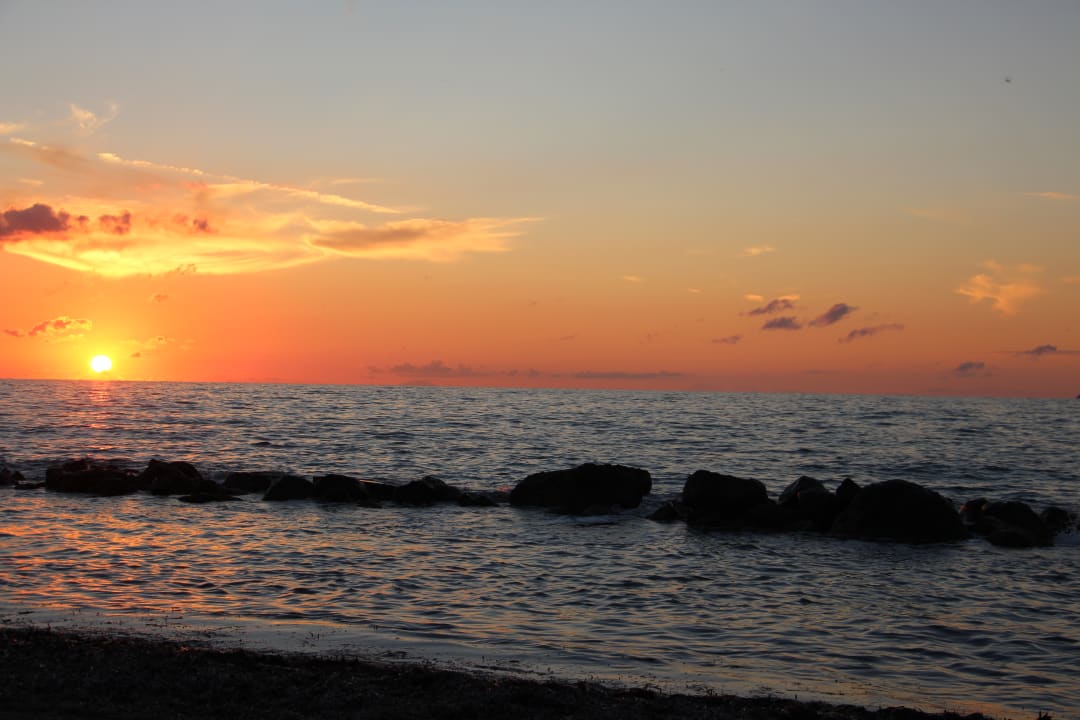 Strand Hotel Kouros Palace