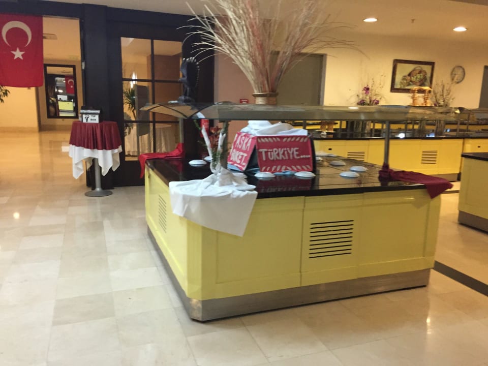 Buffet Sealife Buket Resort & Beach