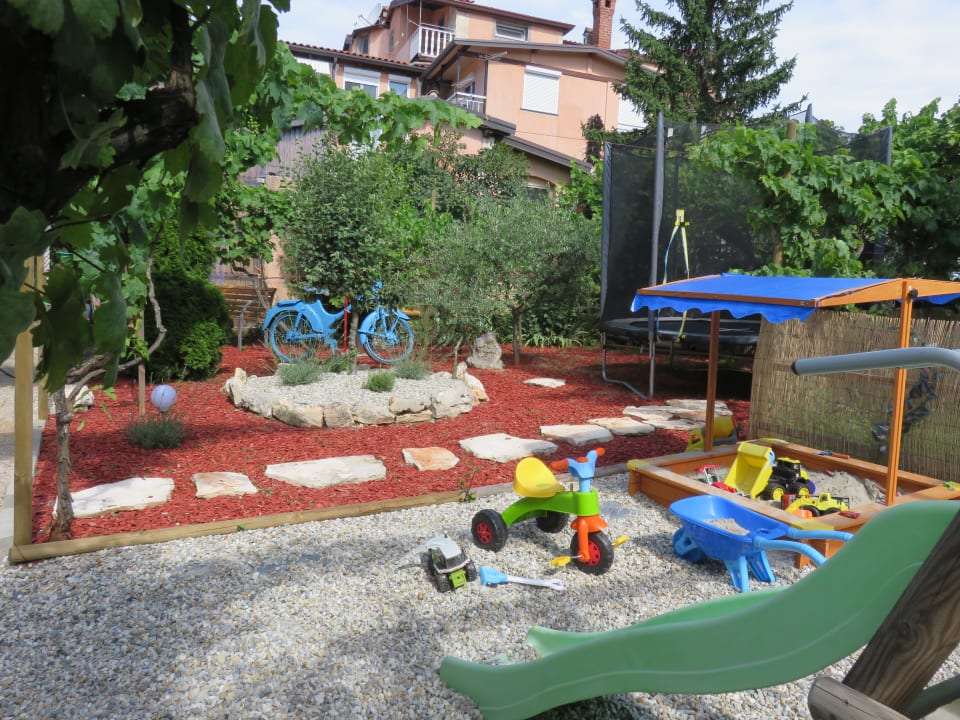 Gartenanlage Pension Biba Poreč