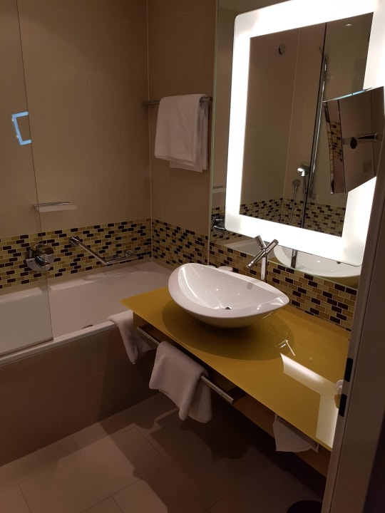 Badezimmer Hilton Frankfurt Airport