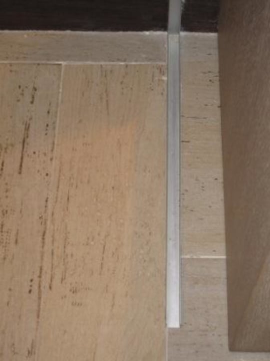 Leiste für noch fehlende Toilettenabtrennung Aquagrand Artistic Luxury Beach Resort - Adults only