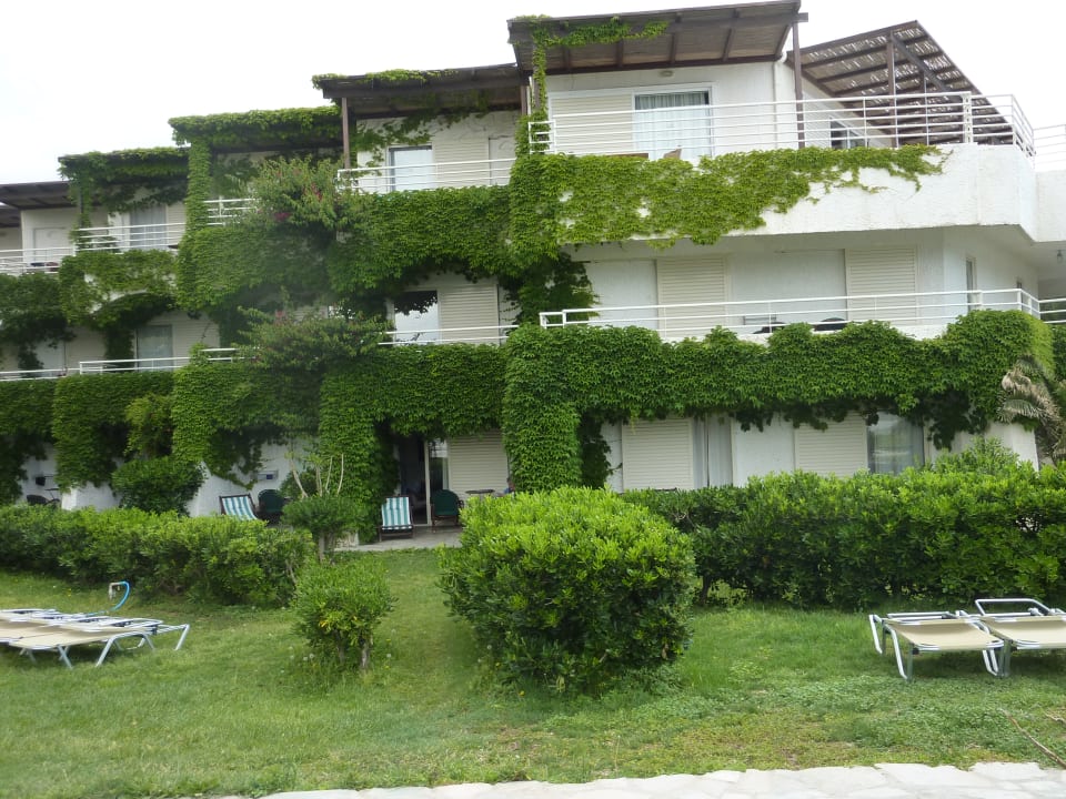 Außenansicht Apollonia Beach Resort & Spa