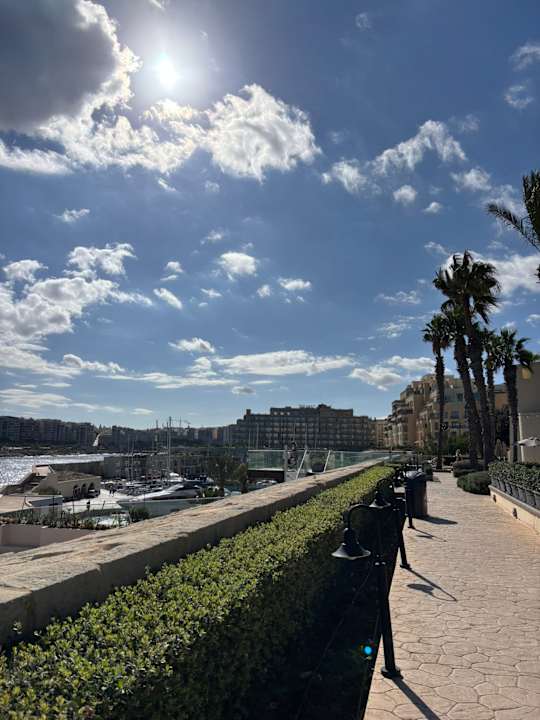 Gartenanlage Hilton Malta