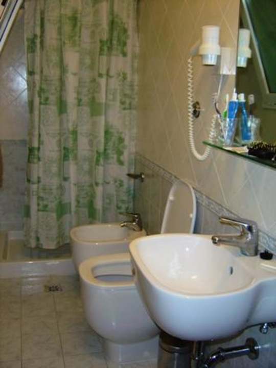 Bad Hotel Montreal Palazzuollo