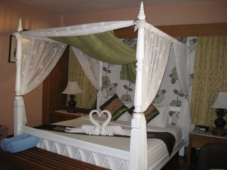 Zimmer bei Begrüßung Hotel Bhumiyama Resort