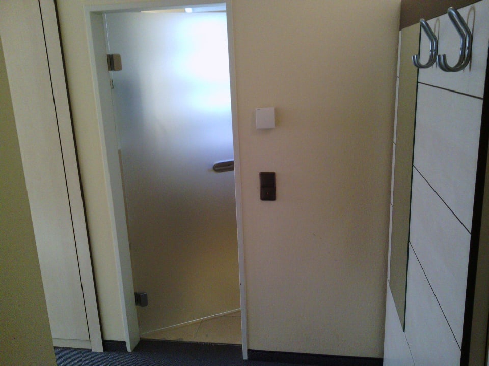 Badezimmertür ACHAT Hotel Regensburg im Park