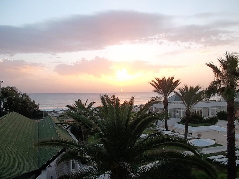 Die Sonne kommt......6.15 Hotel El Mouradi Cap Mahdia