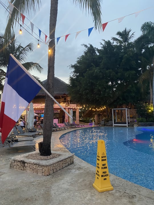 Pool Hotel Viva Dominicus Beach by Wyndham - All Inclusive Resort