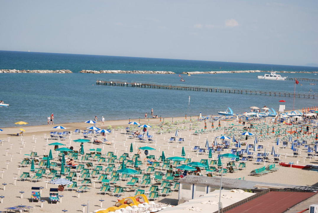 Strand Hotel Valverde & Residenza