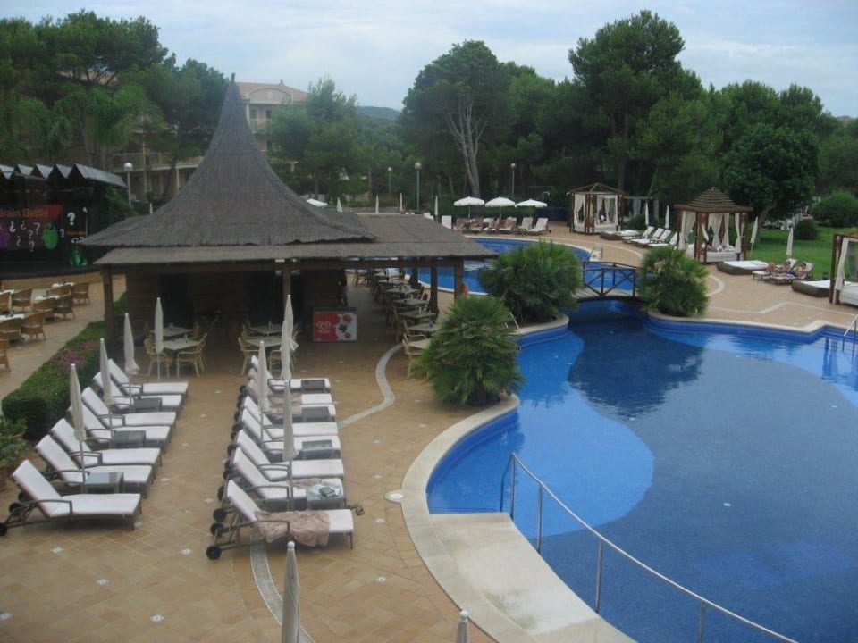 Poolanlage und Bar VIVA Cala Mesquida Suites & Spa 16+