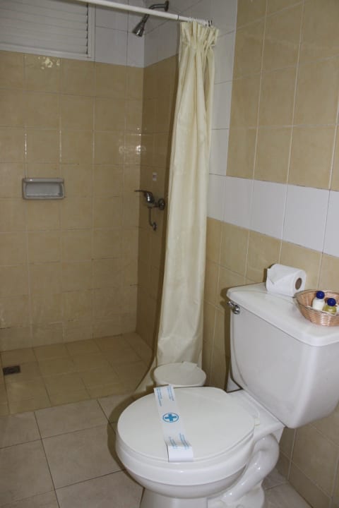 Eng, aber sauber und wirklich ok Hotel Los Caneyes