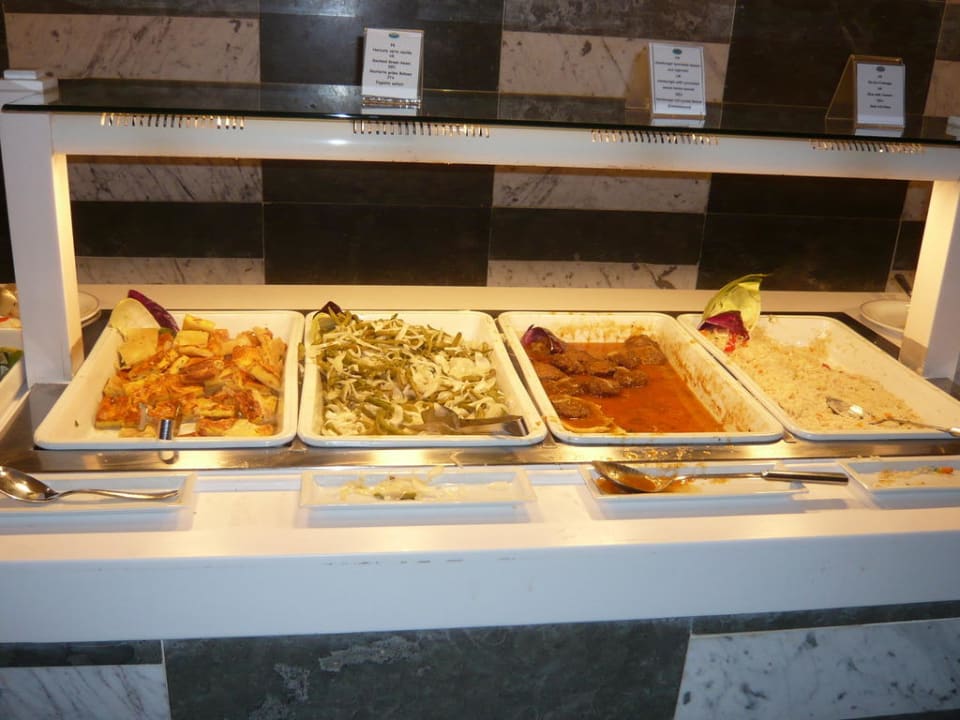 Abendessen The Orangers Beach Resort and Bungalows