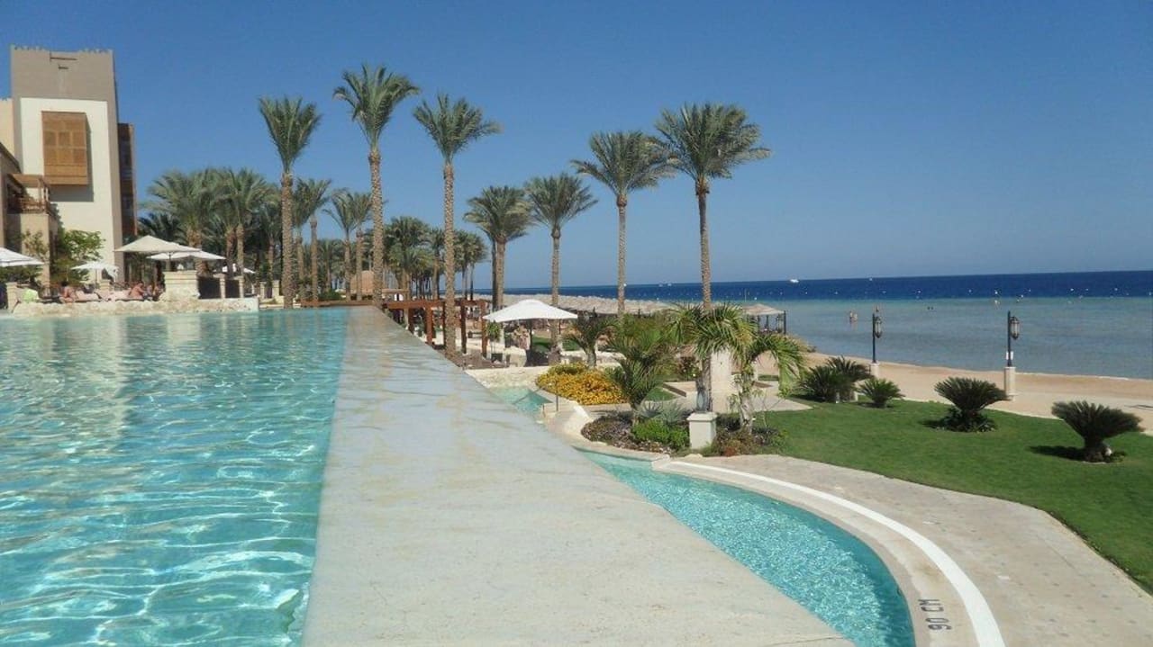 Vom Pool aus Makadi Spa - Adults only