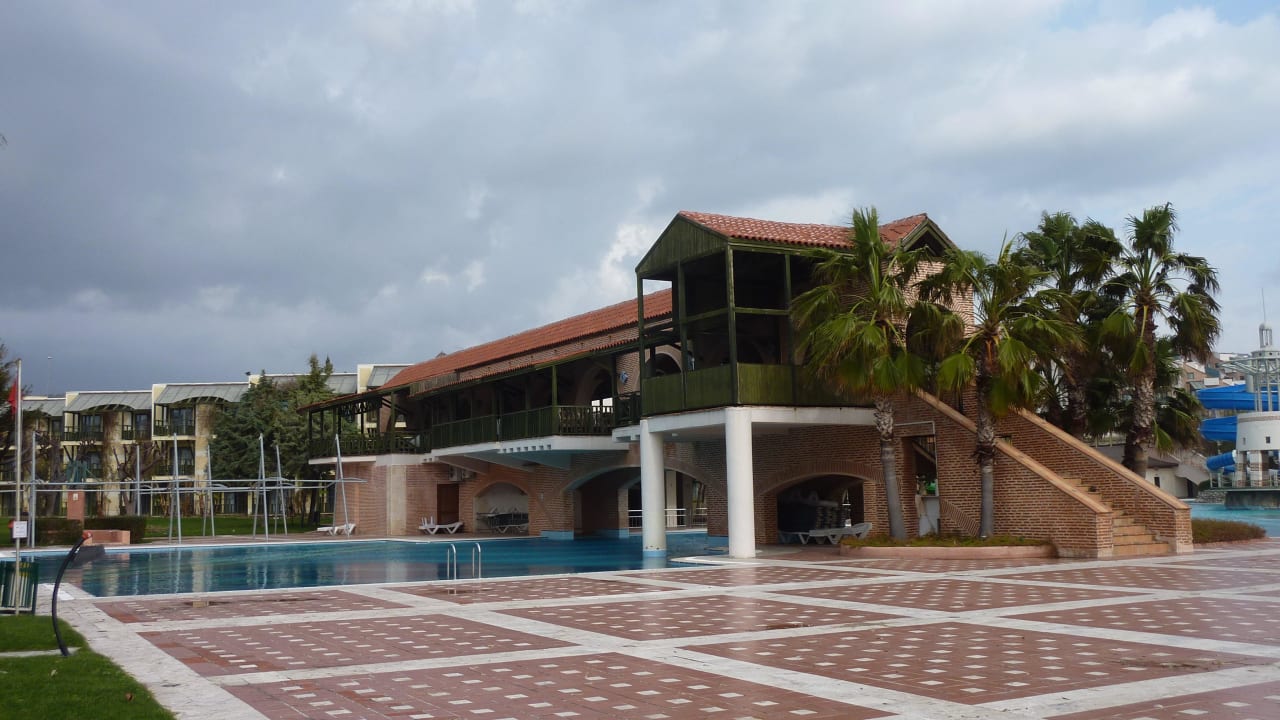 Am Hauptpool Limak Limra Hotel & Resort