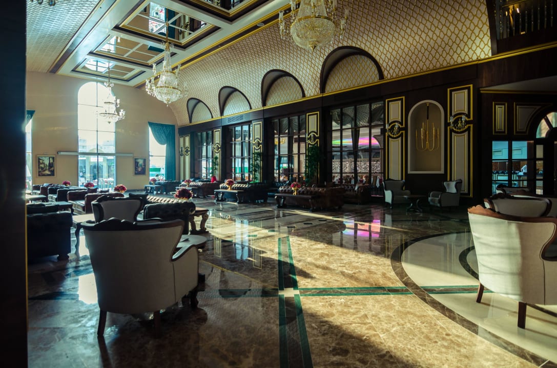 Lobby The Lumos Deluxe Resort Hotel
