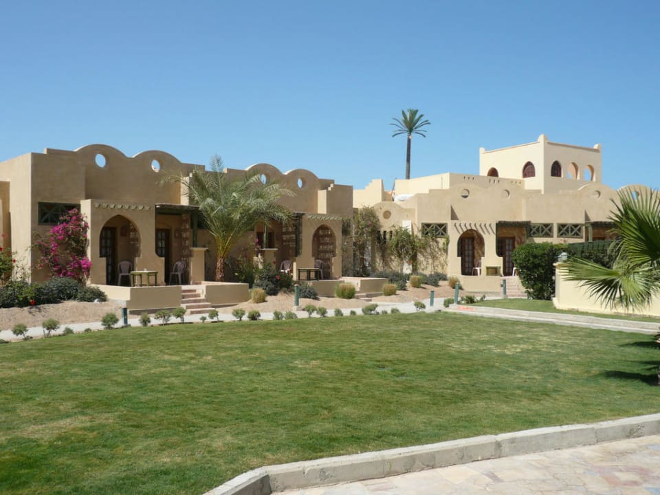 Der Bereich vor unserem Zimmer Three Corners Rihana Resort Deluxe