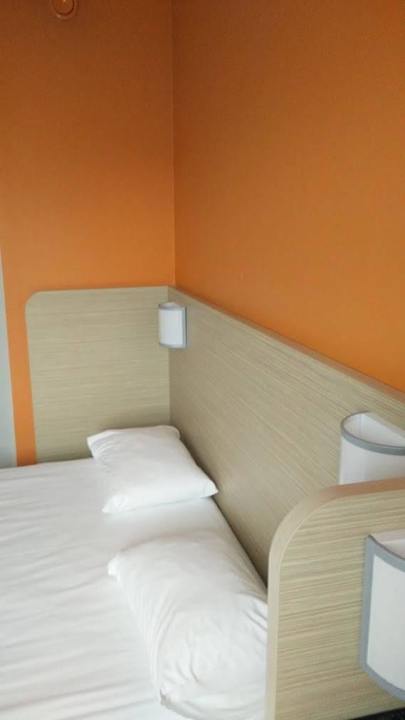 Łożko Hotel Premiere Classe Wroclaw Centrum