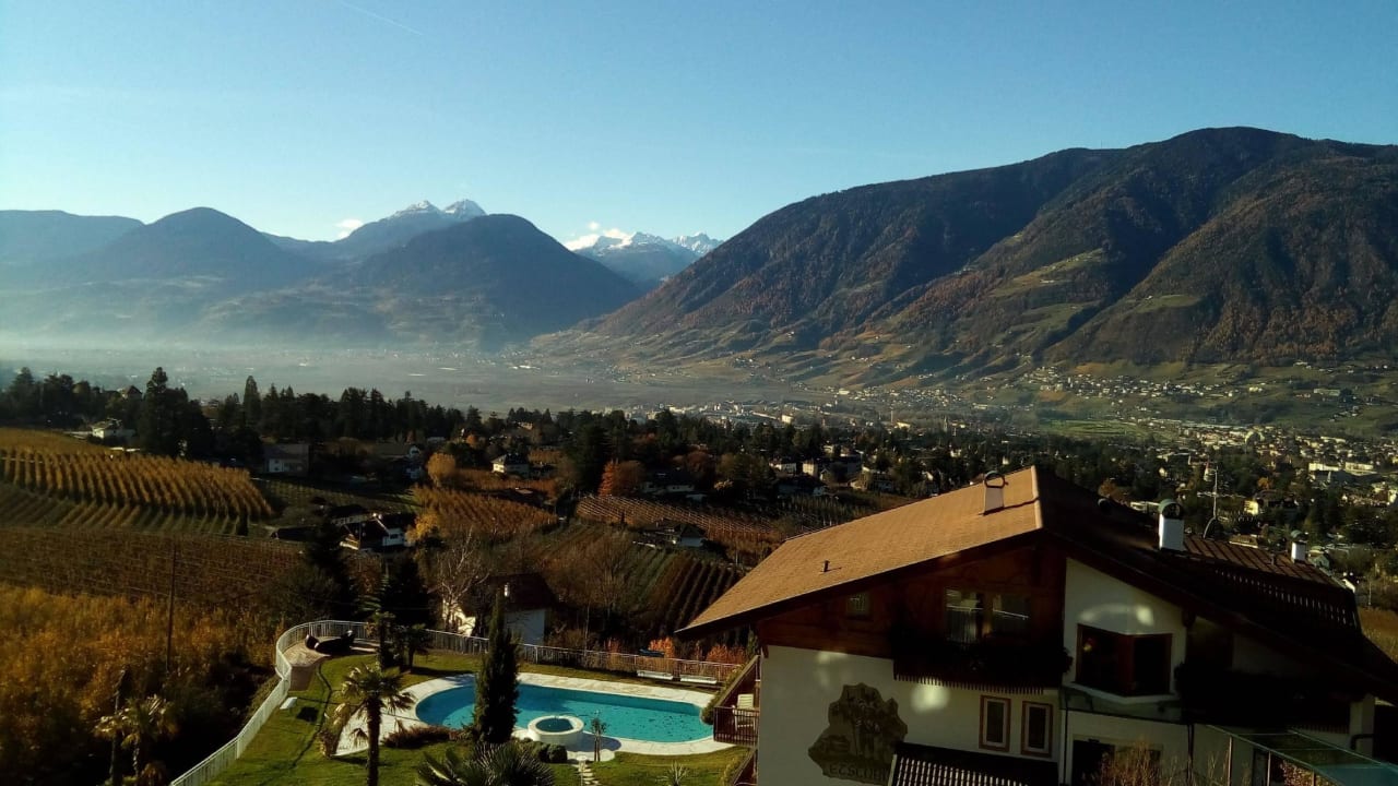 Blick zum Ultental Schenna Resort
