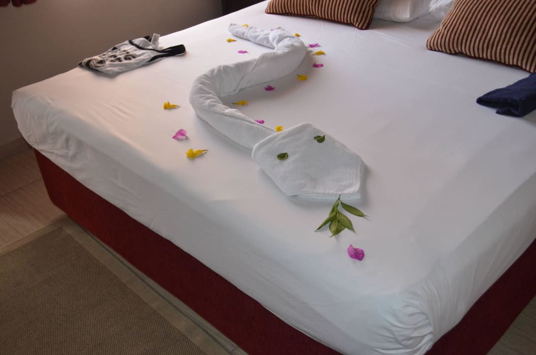 Bastelkunst der Zimmerreinigung Jaz Makadi Oasis Resort