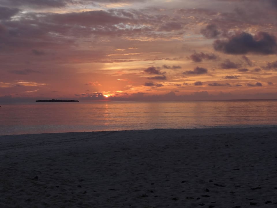 Sonnenuntergang Adaaran Select Meedhupparu Island Resort - Premium All Inclusive