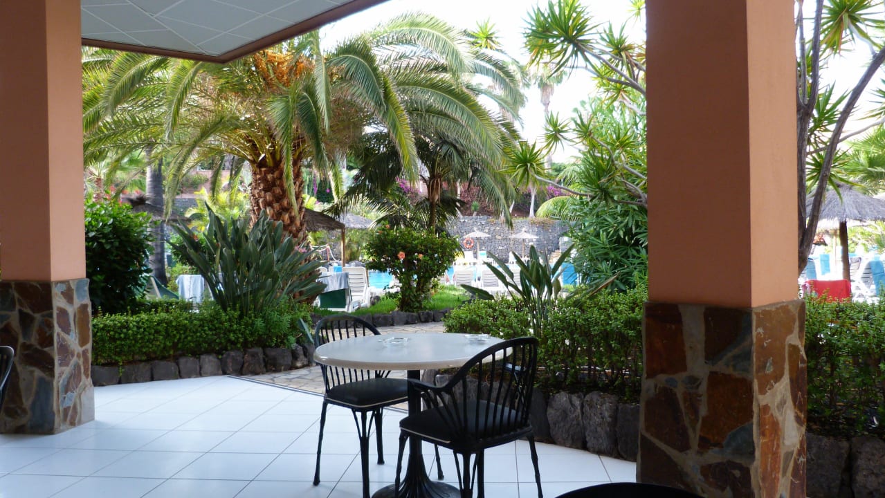 Cafeterrasse am Pool Hotel Puerto Palace