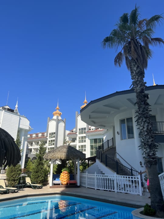 Außenansicht Well Palace Side