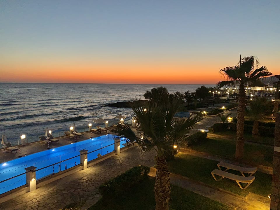 Ausblick Alexander Beach Hotel & Village Resort