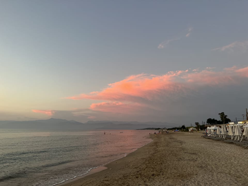 Strand Acharavi Beach Hotel