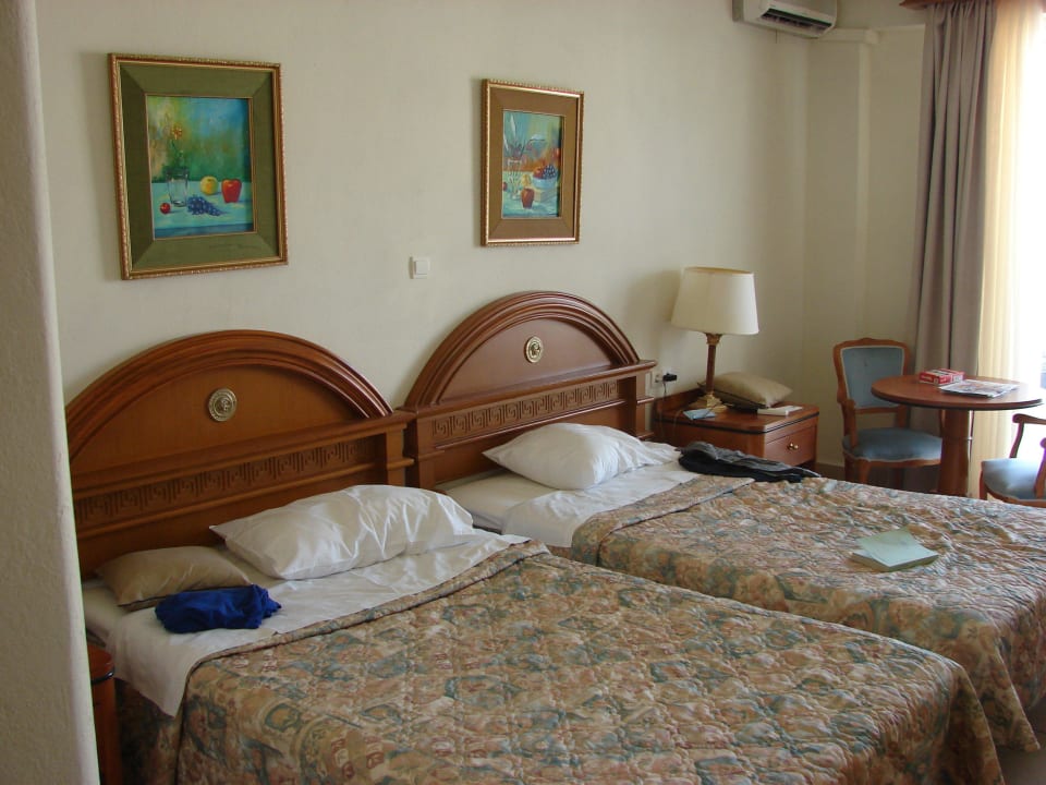 Grosses Zimmer Sandy Beach Resort