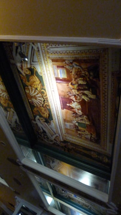 Deckengestaltung Hotel Büyük Berk