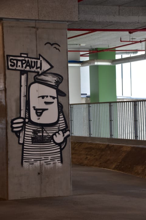 Sonstiges REVERB by Hard Rock Hamburg