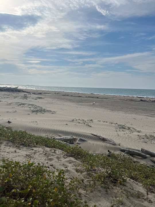 Strand Tambo Marina Eco Hostal